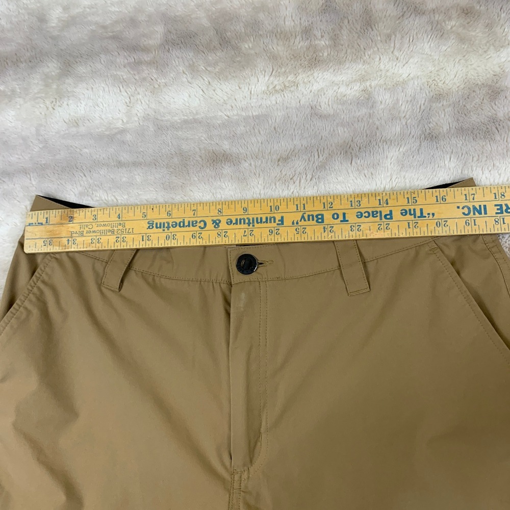 Orvis Tech Shorts Mens 36β Khaki Tan Stretch Outdoor Hiking Travel Casual - Picture 2 of 12